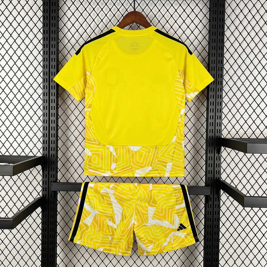 2026/27 Kids Aston Villa Goalkeeper Kit