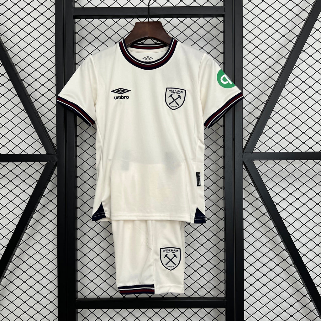 25/26 Kids West Ham United away Size: 16-287